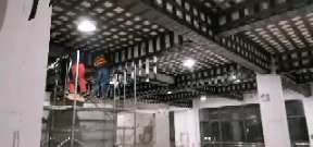康巴什一商场梁，楼板碳纤维加固施工